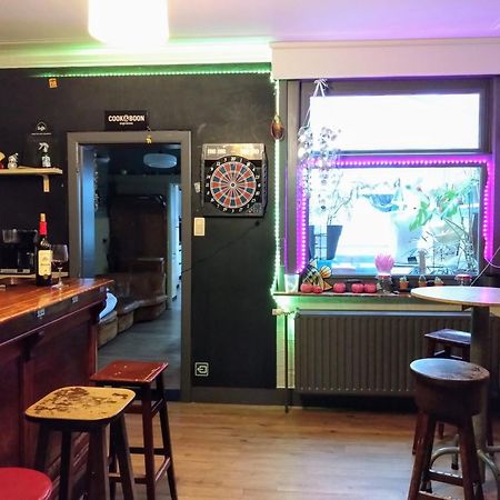 Vakantiewoning In Mol Centrum Met Eigen Bar "Casacuriosa" Exterior photo